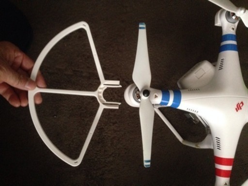 DJI ファントム2 バージョン プラス 中古 キャリングバッグ付き 元々15