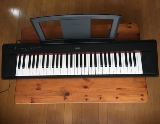 美品 ヤマハ 電子キーボード 61鍵盤 piaggero NP-11