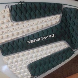 お値段を少し下げました。[Anela]アネラ ミッドレングス7´3 ファンボード中古