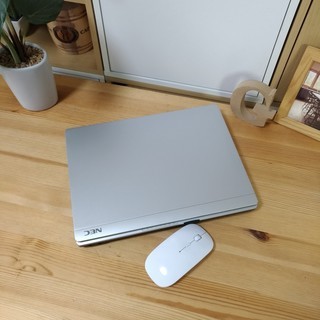 corei7で超高性能♪　メモリ4G　NEC　VersaPro　12.1inchでコンパクト軽量！　持ち運びも便利★　最新Windows10　64Bit　大容量250G　シルバー　12.1インチ　マウス付き 　ノートパソコン　無線LAN　Wi-Fi対応