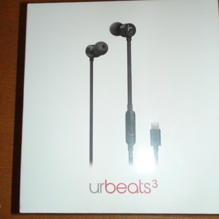 ★新品・未開封品★urBeats³　イヤホン(Lightning...