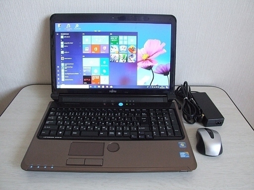 高速SSD240GB搭載　FUJITSU LIFEBOOK AH550/3B ノートパソコン
