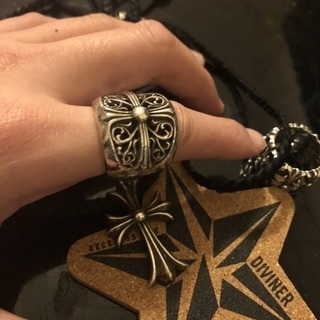 クロムハーツ オーバルクロスリング!!