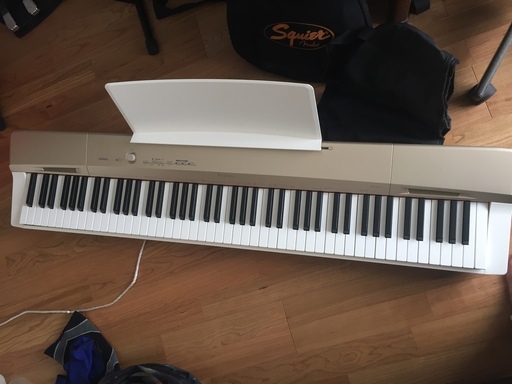電子ピアノ（CASIO PX-160-GD Privia）
