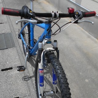 取引成立受付終了SPECIALIZED ROCKHOPPER アルミフレームマウンテンバイク26インチ