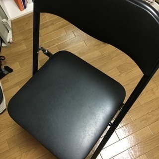 パイプ椅子 ブラック