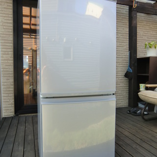シャープ　ノンフロン冷凍冷蔵庫　2014年製