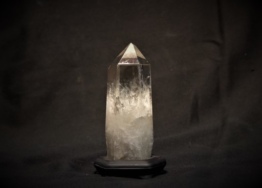 ブラジル産天然水晶一本剣250ｇ　木台