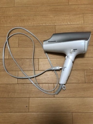 ［値下げ］ヘアドライヤー Panasonic ナノイー