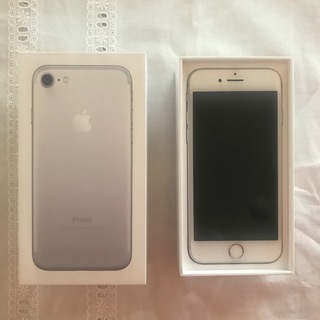 超美品！ softbank iphone7 silver 32GB !!