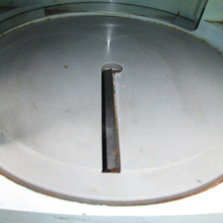 （お話中）この時期に最適！中古電動かき氷機HF300P（業務用）引取り限定・発送不可・値引き出来ません