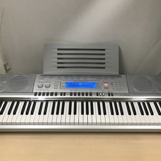 ■ CASIO カシオ 電子ピアノ WK-210 譜面台付 レッ...