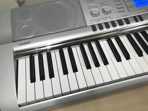 □ CASIO カシオ 電子ピアノ WK-210 譜面台付 レッスン機能