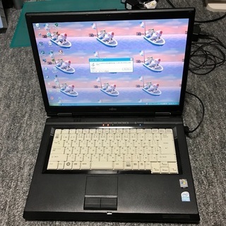 富士通ノートパソコン（WindowsXP Professional）