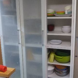 食器棚＋オマケの食器、調理器具すべて