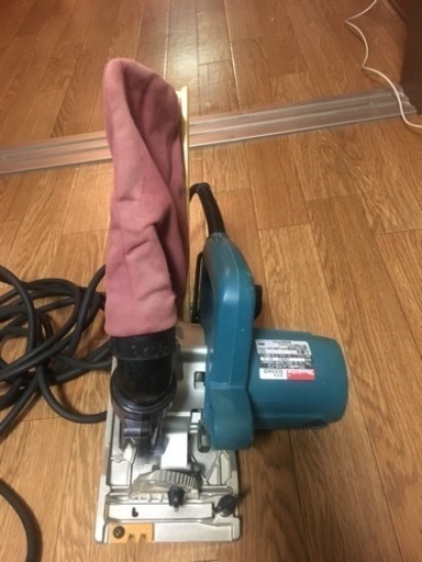 【ケース入り】makita マキタ 125mm防じん丸ノコ 5055KB