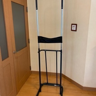 ぶら下がり健康器具