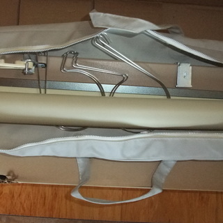 ブラザー編み機 パリエH831 使い方説明書と編み機台付き