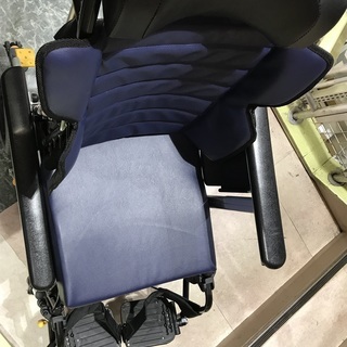 リクライニング可！マツナガの車椅子 マイチルトコンパクト3D