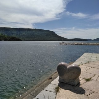 *香川県高松市の　民泊　ゲストハウス　（陶芸体験も）です。