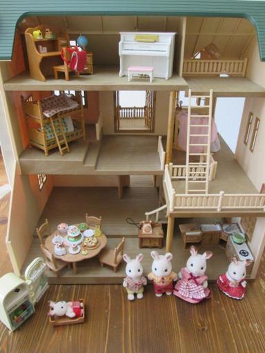 シルバニアファミリー 緑の丘のすてきなお家 人形家具セット