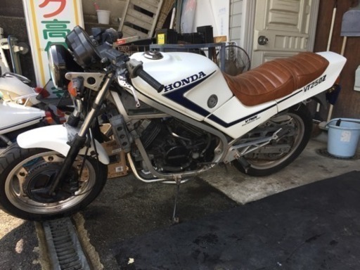 他のサイトで完売しました！VT250Z 部品取り車両 書類有り