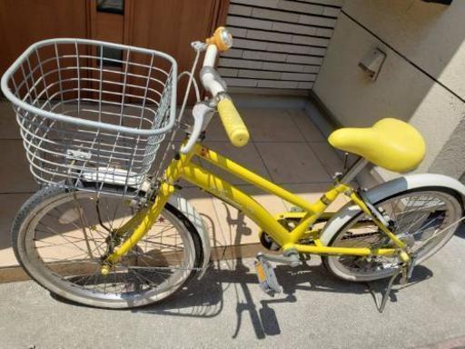 現在取引中《美品》自転車　\u0026　ヘルメット　子供用