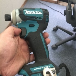 マキタ インパクトドライバー 18v本体のみ