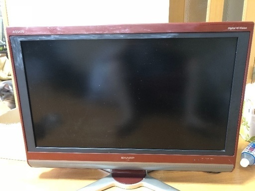 37インチ液晶テレビ