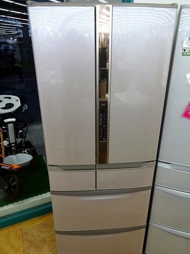 【取りに来れる方限定】HITACHIの6ドア冷蔵庫売ります!!