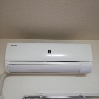 ①エアコン:リビング用【美品:破格！取り外し可！】