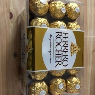 ferrero ROCHER チョコレート