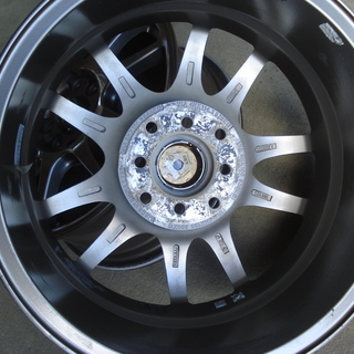 15インチ　8H　100/114.3　8マルチ　中古アルミホイール