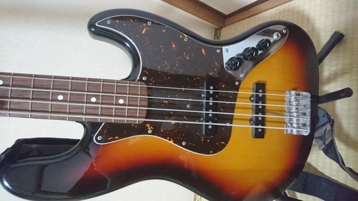 フェンダージャパンのベースを売ります！(値引きしました！) 値下げ