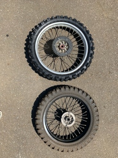 Dトラッカー 250SB オフロードホイール 林道