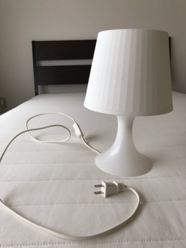 Ikeaテーブルライト ホワイト さくまん 港の照明器具の中古あげます 譲ります ジモティーで不用品の処分