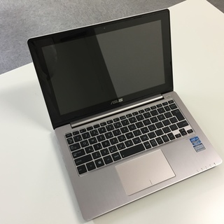 【中古】ASUS VivoBook X202E Core i5-...