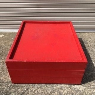赤の収納BOX