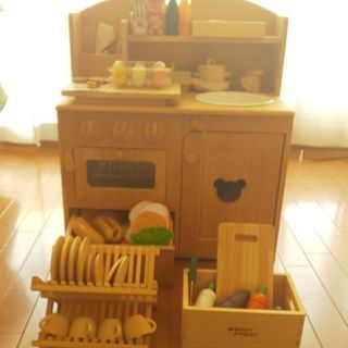 木製・おままごとキッチン(食器、食材ほか)