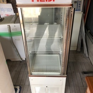 明治乳業 冷蔵ショーケース