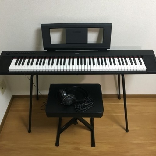 美品 YAMAHA電子ピアノ NP-32 スタンド・ヘッドホン・イスセット【76鍵 