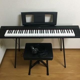 美品 YAMAHA電子ピアノ NP-32 スタンド・ヘッドホン・...