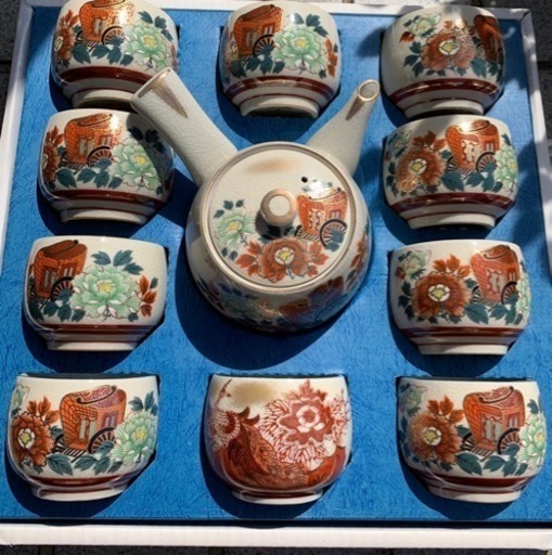 新品 茶器 九谷焼 湯のみ１０個、急須セット‼️