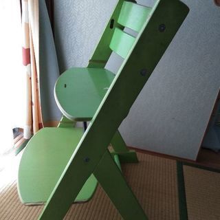 子供から大人まで使用できる椅子