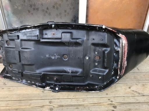 GSX250E GSX400E ゴキ 三段シート