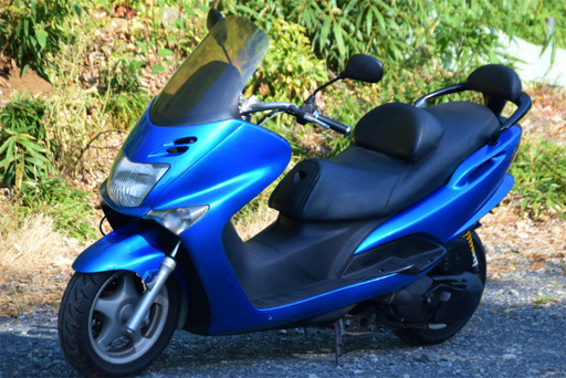 ☆マジェスティ125FI★外装新品＊前後タイヤ新品＊前後ローダウン☆FIコントローラー★フォークオイルダストシール新品☆社外マフラーWhite broth☆下取り配送も可能です☆彡 ☆マジェスティ125FI☆外装新品＊前後タイヤ新品＊前後ローダウン☆FI