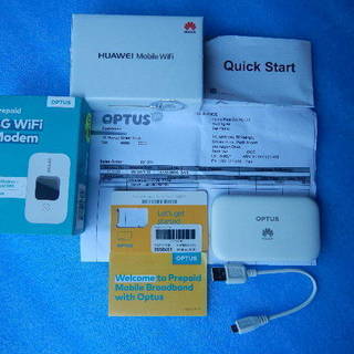 OPTUS モバイル Wi-Fiルーター 4GB（プリペイド式）
