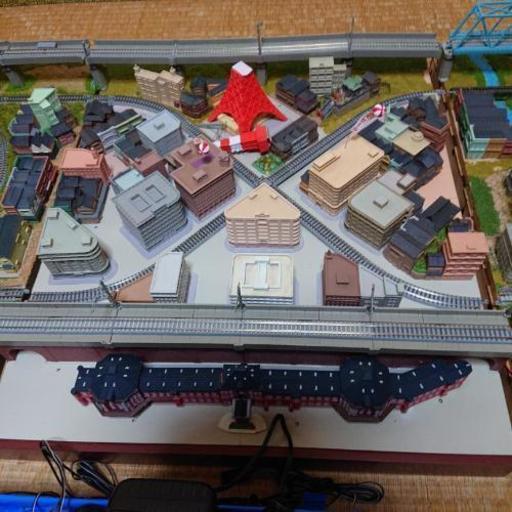 鉄道模型Zゲージジオラマ (快速梨香15号) 湖山の模型、プラモデルの 