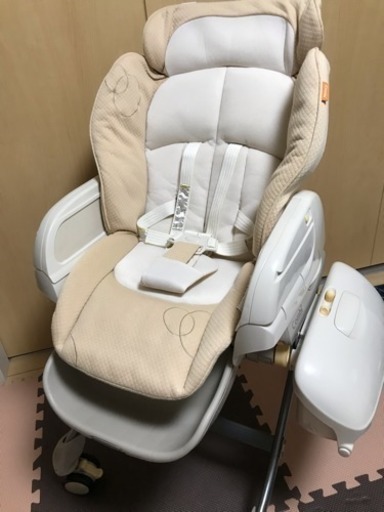 コンビ　オートスウィング　ハイロー　新生児　インナークッション付属