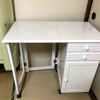 小さめ机と椅子セット